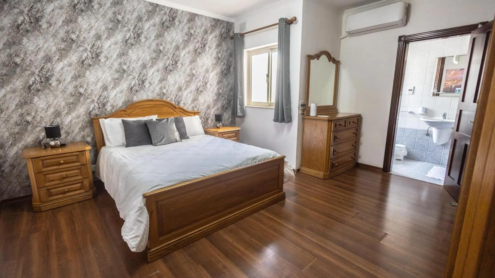3 Bedroom Apartment In The Centre Of St Julians Saint Julian's